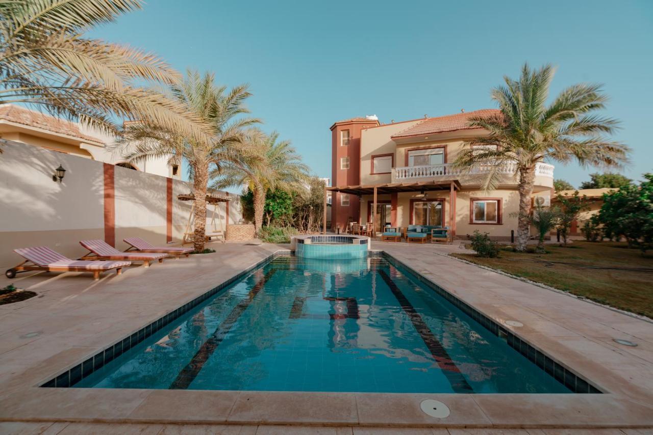 Luxury Private Villa With Pool Hurghada Bagian luar foto